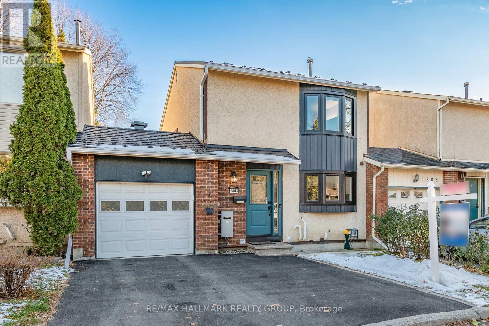 1803 LAMOUREUX DRIVE, Ottawa, Ontario