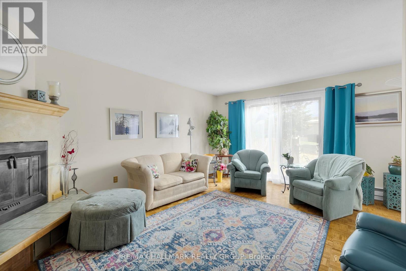 10 Black Forest Lane, Ottawa, Ontario  K2H 5C8 - Photo 10 - X12566520