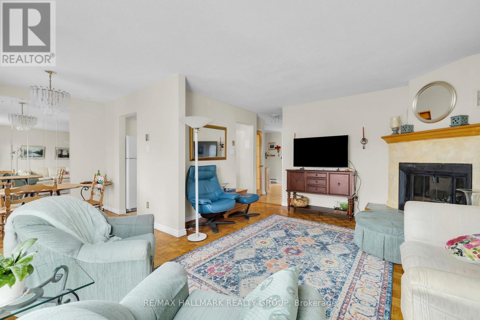 10 Black Forest Lane, Ottawa, Ontario  K2H 5C8 - Photo 12 - X12566520