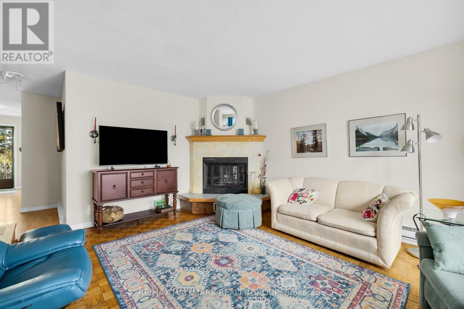 10 Black Forest Lane, Ottawa, Ontario  K2H 5C8 - Photo 14 - X12566520