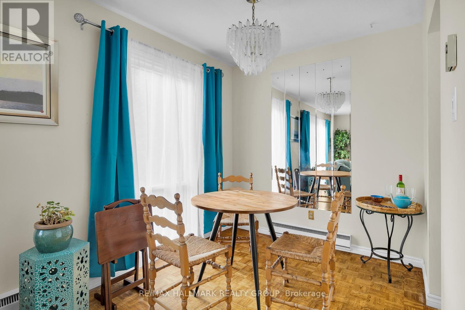 10 Black Forest Lane, Ottawa, Ontario  K2H 5C8 - Photo 15 - X12566520