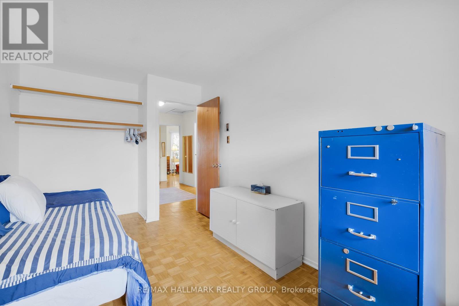 10 Black Forest Lane, Ottawa, Ontario  K2H 5C8 - Photo 28 - X12566520