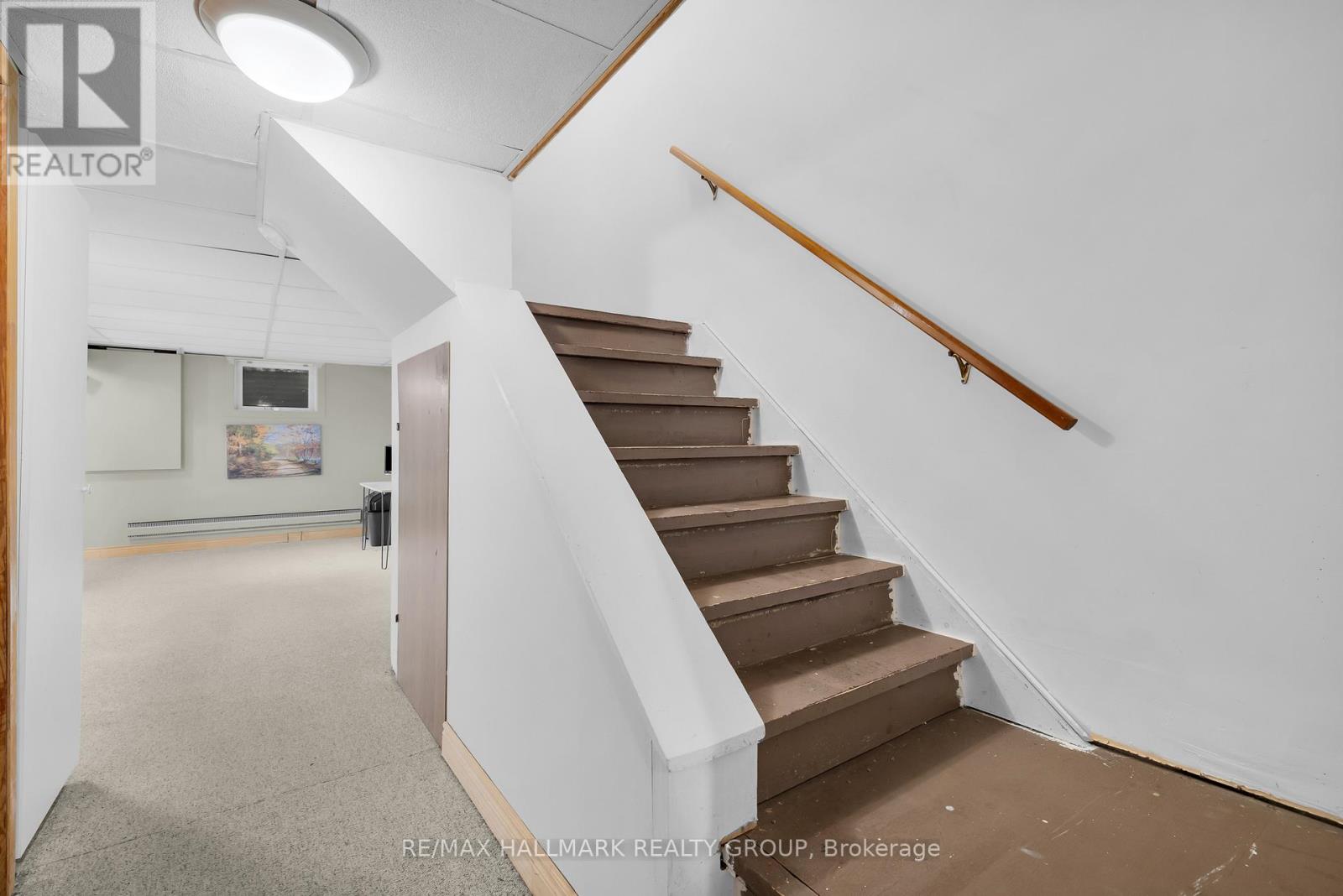 10 Black Forest Lane, Ottawa, Ontario  K2H 5C8 - Photo 34 - X12566520