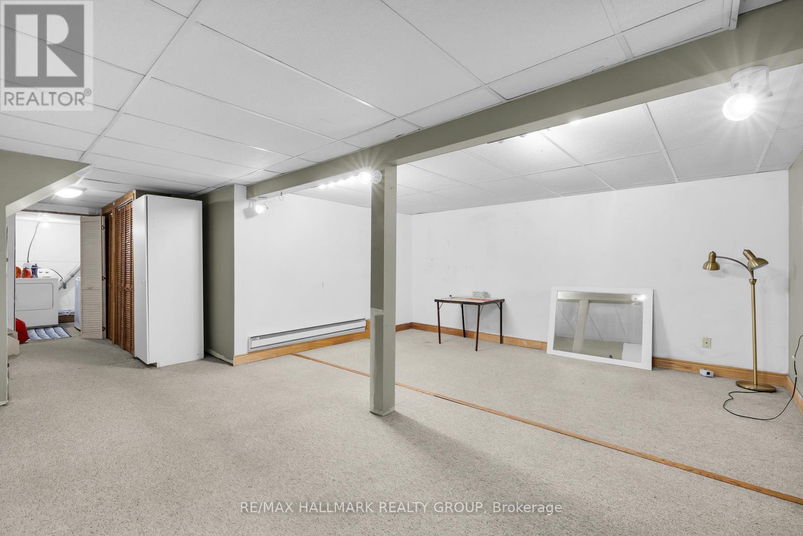 10 Black Forest Lane, Ottawa, Ontario  K2H 5C8 - Photo 36 - X12566520