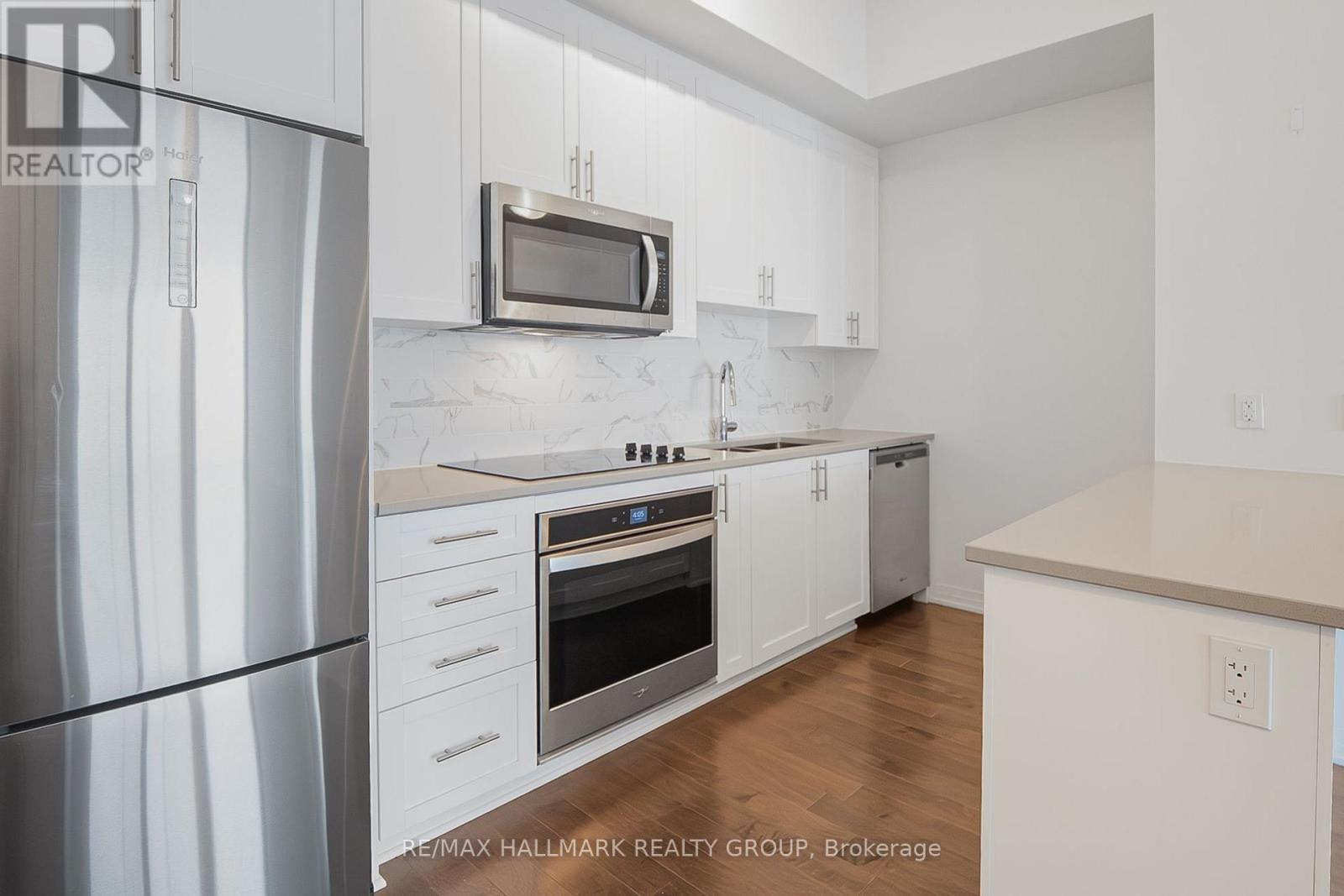 2406 - 805 Carling Avenue, Ottawa, Ontario  K1S 5W9 - Photo 6 - X12566618