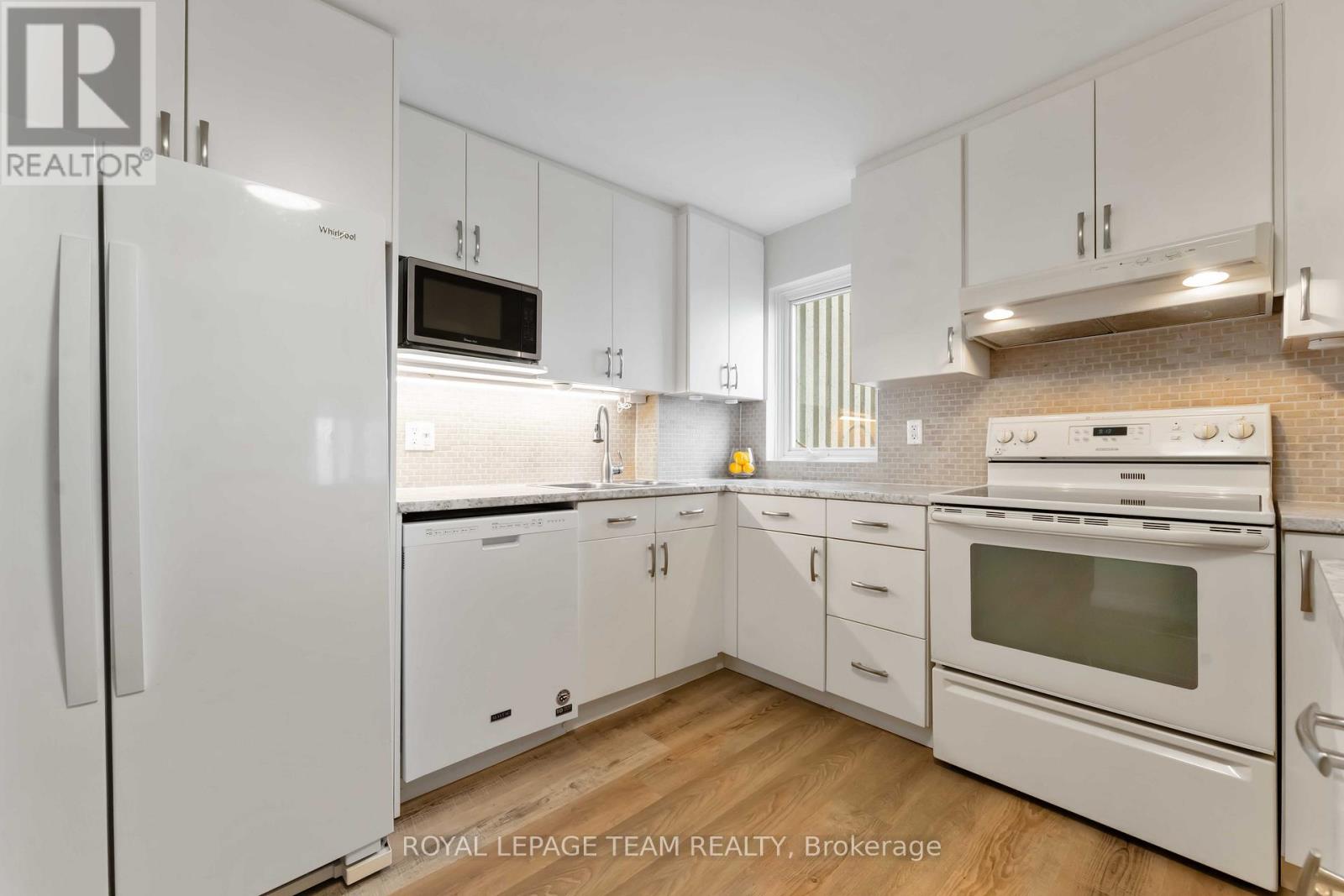 2106 - 1081 Ambleside Drive, Ottawa, Ontario  K2B 8C8 - Photo 17 - X12566654