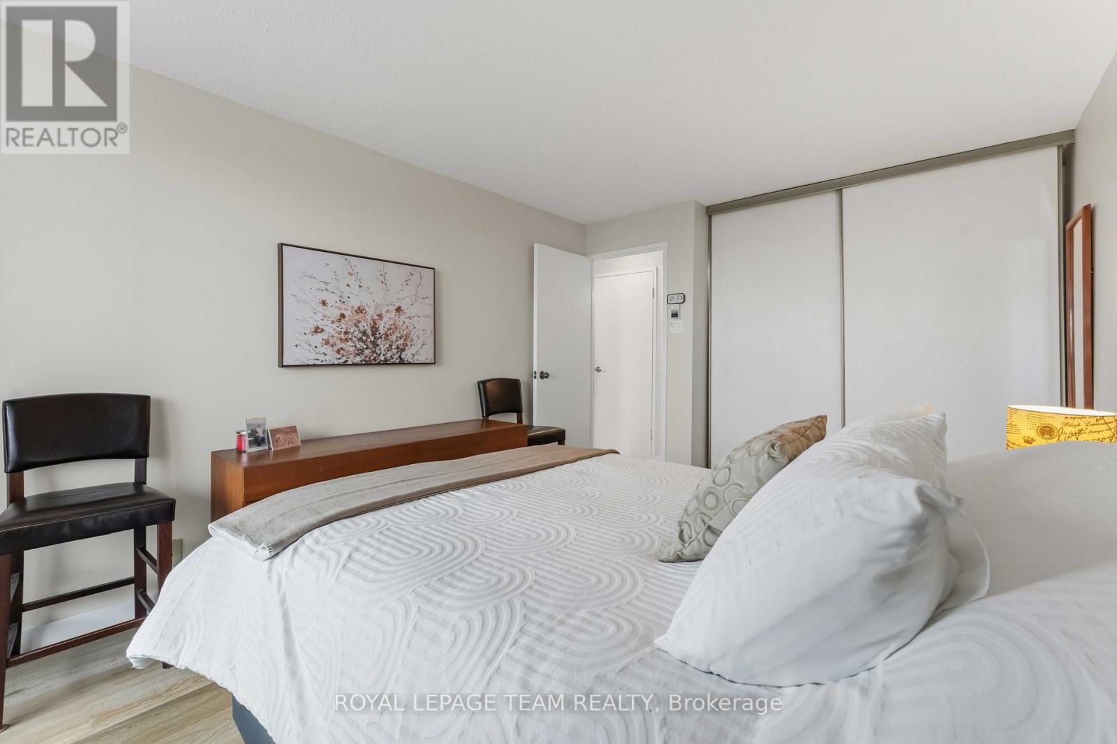 2106 - 1081 Ambleside Drive, Ottawa, Ontario  K2B 8C8 - Photo 24 - X12566654