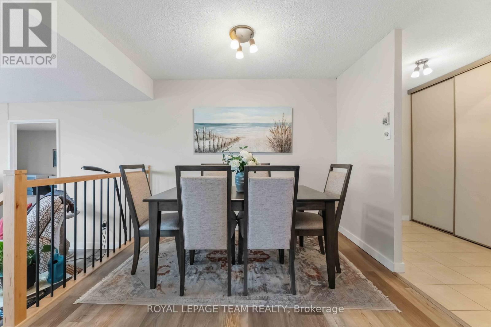 2106 - 1081 Ambleside Drive, Ottawa, Ontario  K2B 8C8 - Photo 7 - X12566654