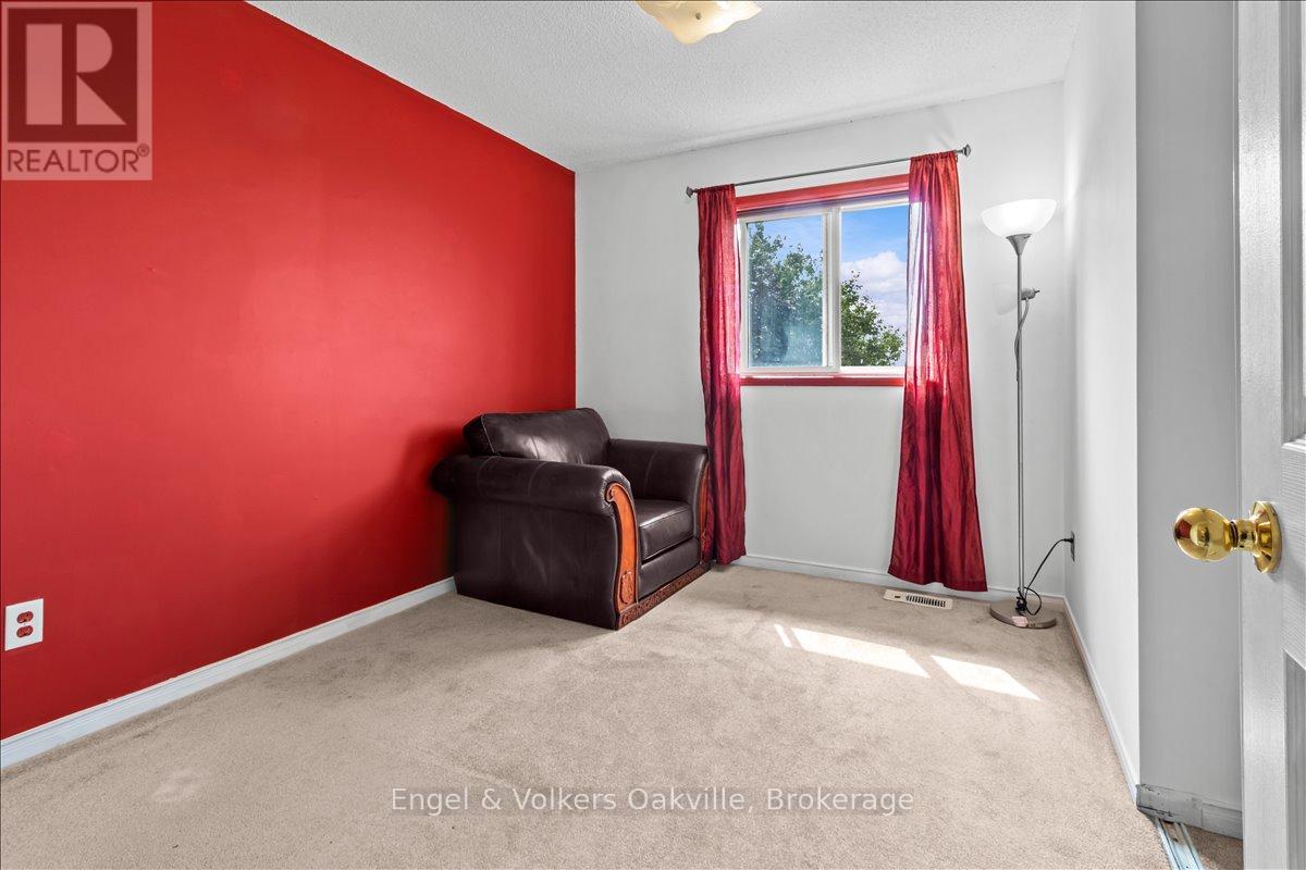 2561 Gill Crescent, Oakville, Ontario  L6H 6R8 - Photo 24 - W12566414