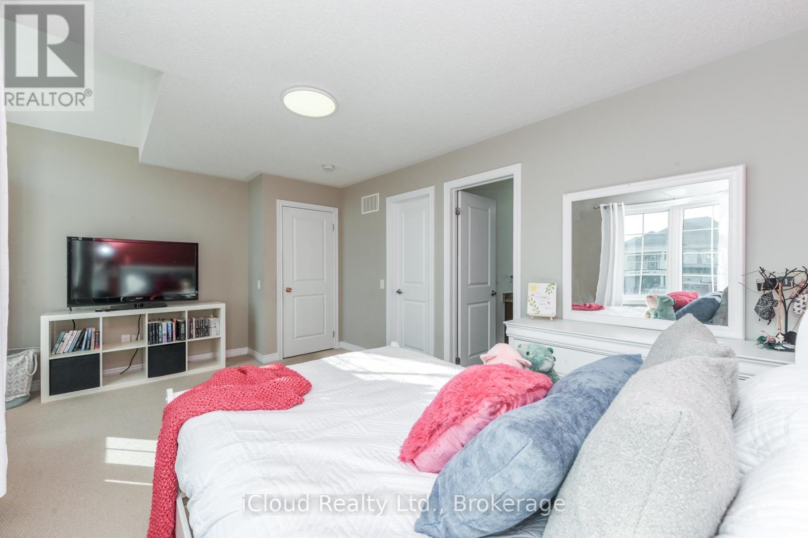 60 Valleyway Drive, Brampton, Ontario  L6X 5G1 - Photo 35 - W12565676