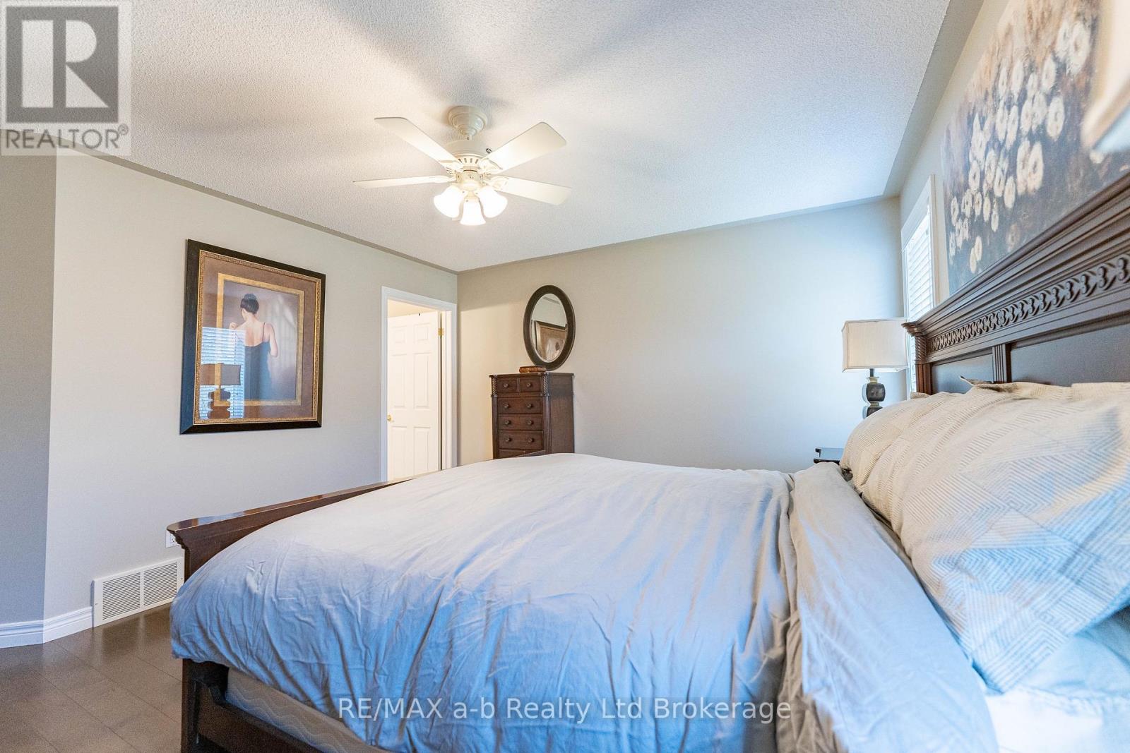 90 Weston Drive, Tillsonburg, Ontario  N4G 5W9 - Photo 20 - X12566574