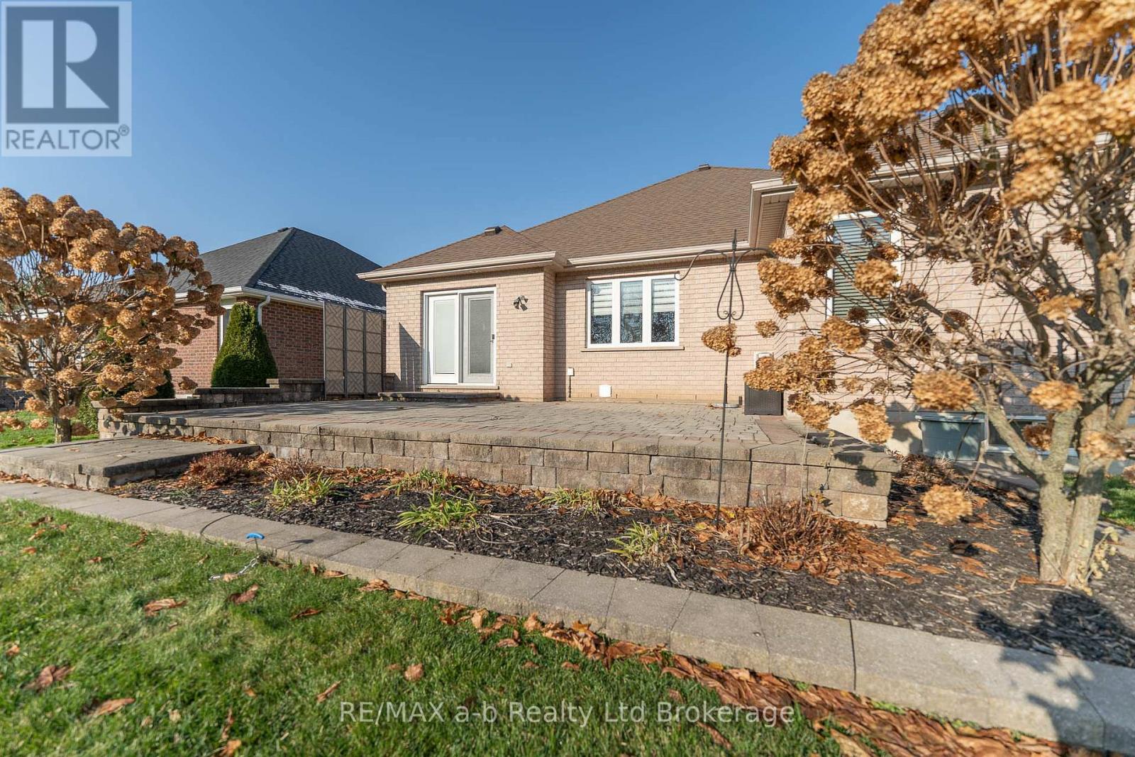 90 Weston Drive, Tillsonburg, Ontario  N4G 5W9 - Photo 36 - X12566574