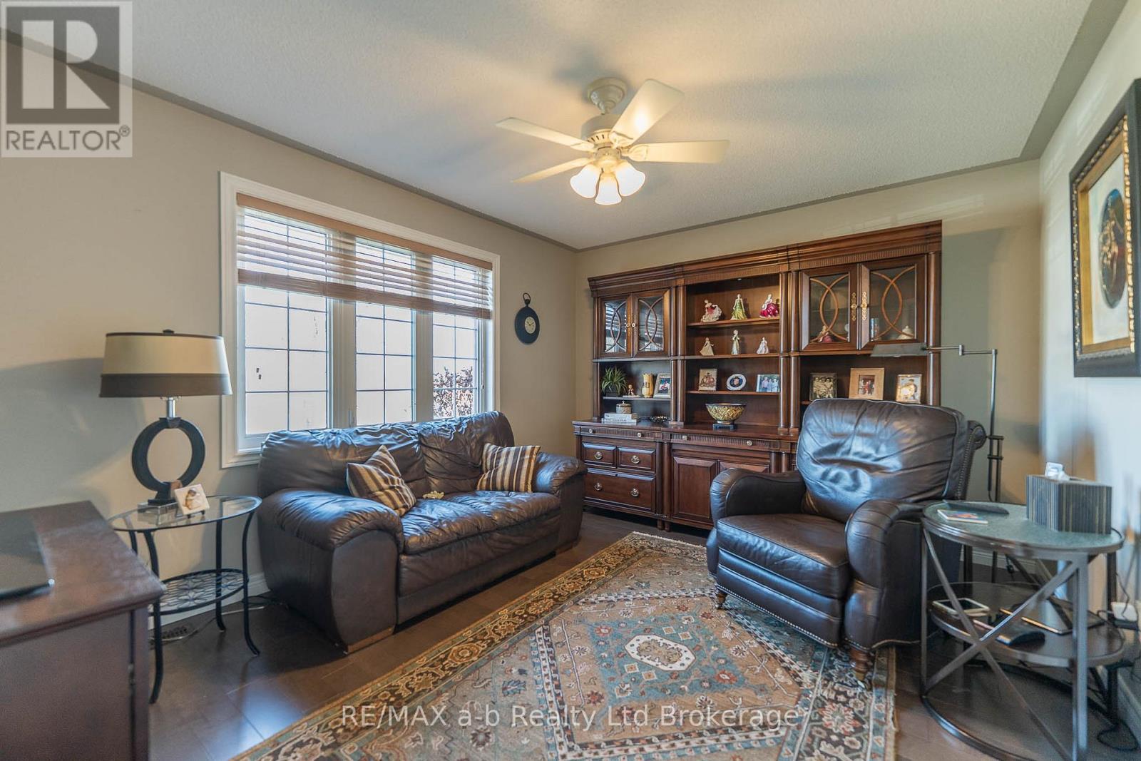 90 Weston Drive, Tillsonburg, Ontario  N4G 5W9 - Photo 6 - X12566574