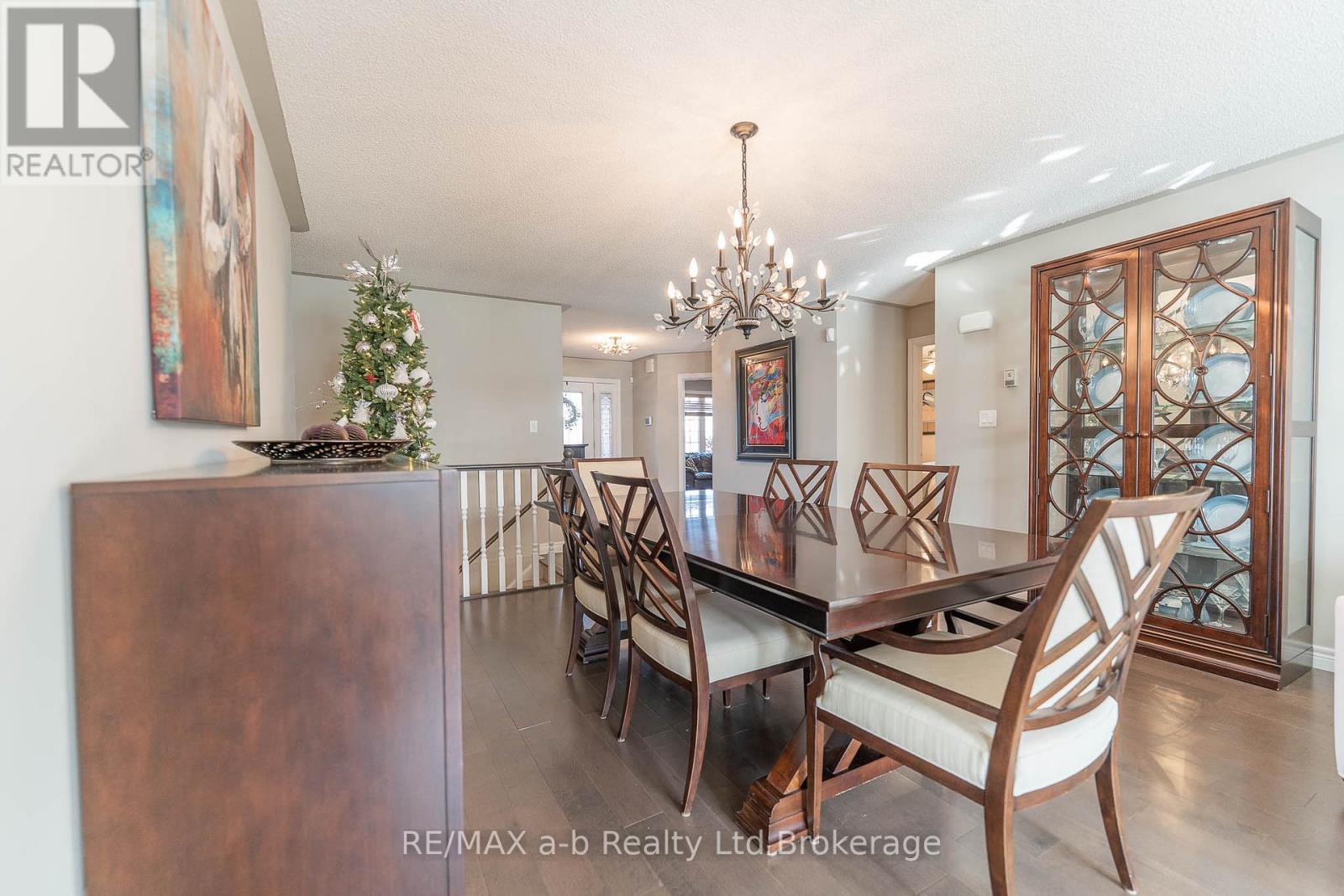 90 Weston Drive, Tillsonburg, Ontario  N4G 5W9 - Photo 8 - X12566574