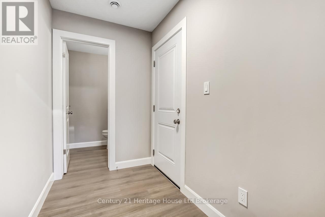 846 Water Street, Woodstock, Ontario  N4S 1S7 - Photo 4 - X12566622