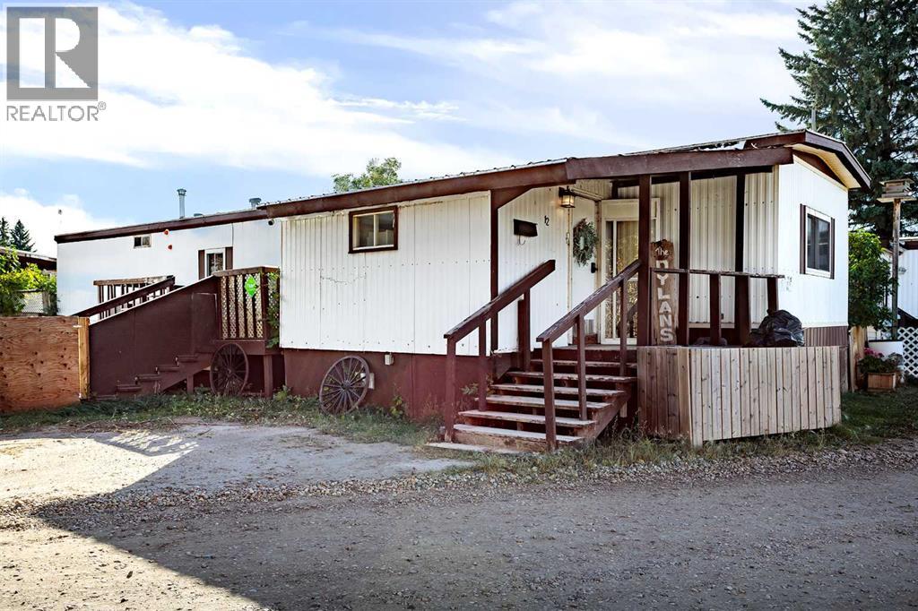 12, 4504 41 Street, camrose, Alberta