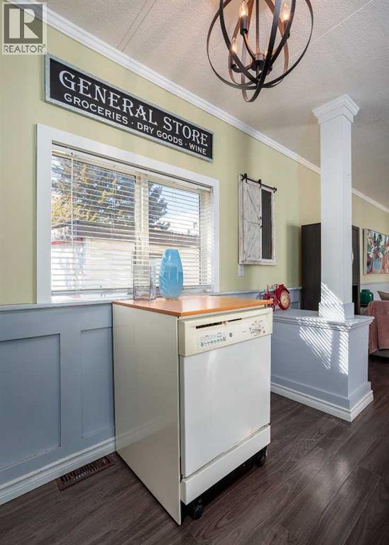 12, 4504 41 Street, Camrose, Alberta  T4V 4K5 - Photo 3 - A2271951