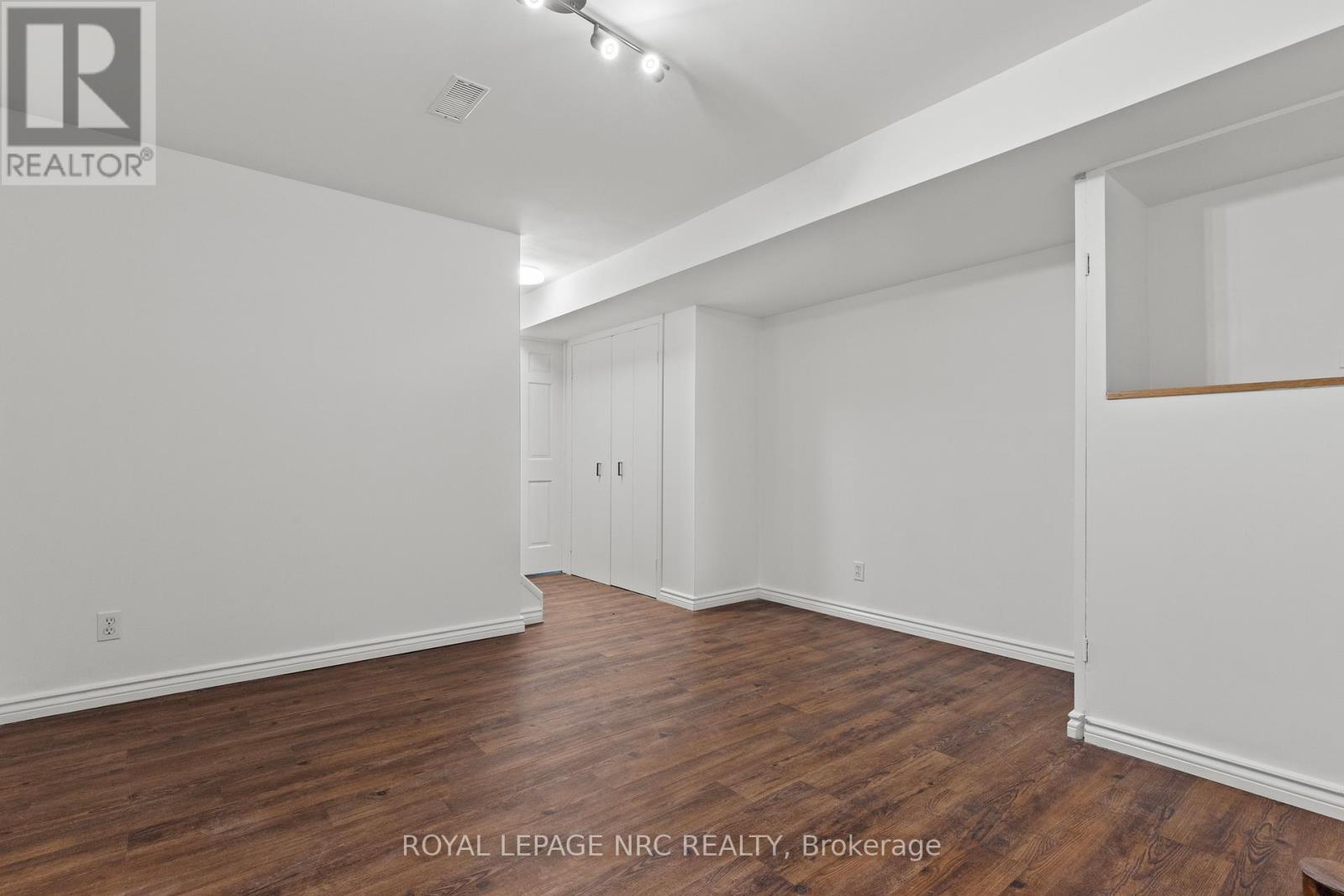 33 Broadway Avenue, St. Catharines, Ontario  L2M 1M3 - Photo 22 - X12566462