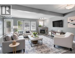 378 Regal Park NE Renfrew