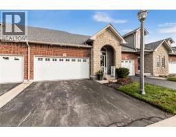13 MULLIGAN Trail, Hamilton, Ontario