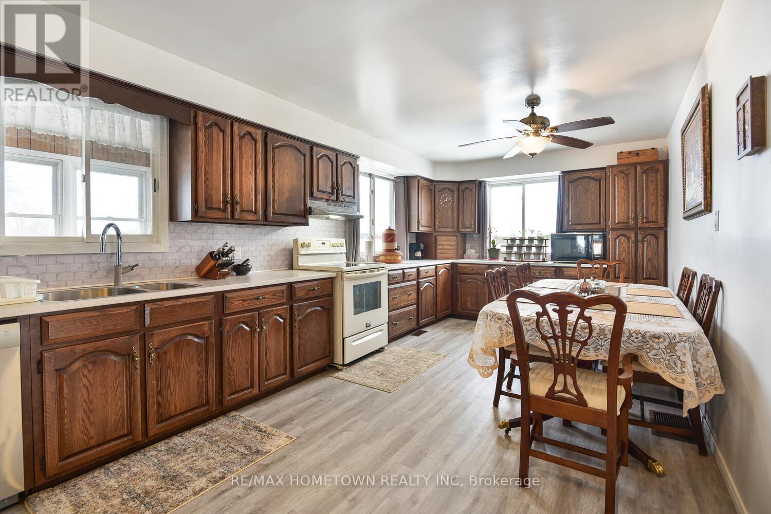 11928 Rocksprings Road, Elizabethtown-Kitley, Ontario K0G 1R0 - Photo 13 - X12566616