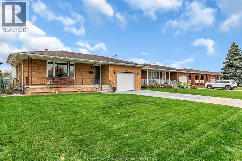 MLS# 25029323: 2981 PRINCESS AVENUE, Windsor, Canada