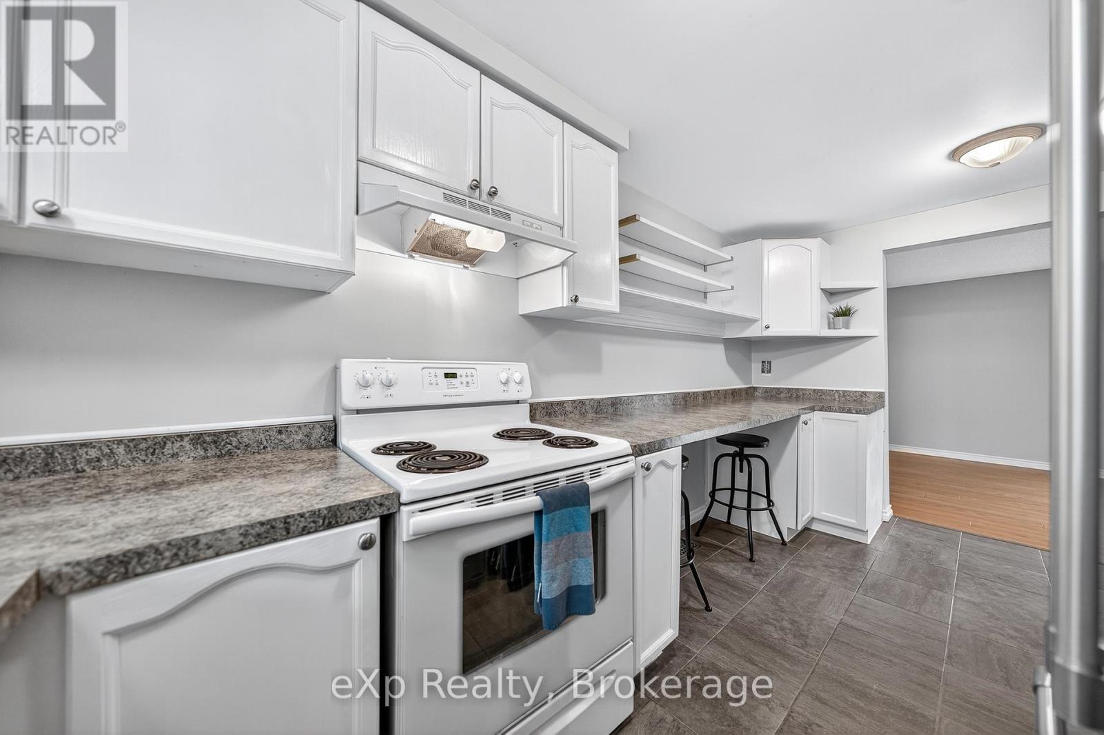 75 - 129 Victoria Road N, Guelph, Ontario N1E 6V4 - Photo 15 - X12566456