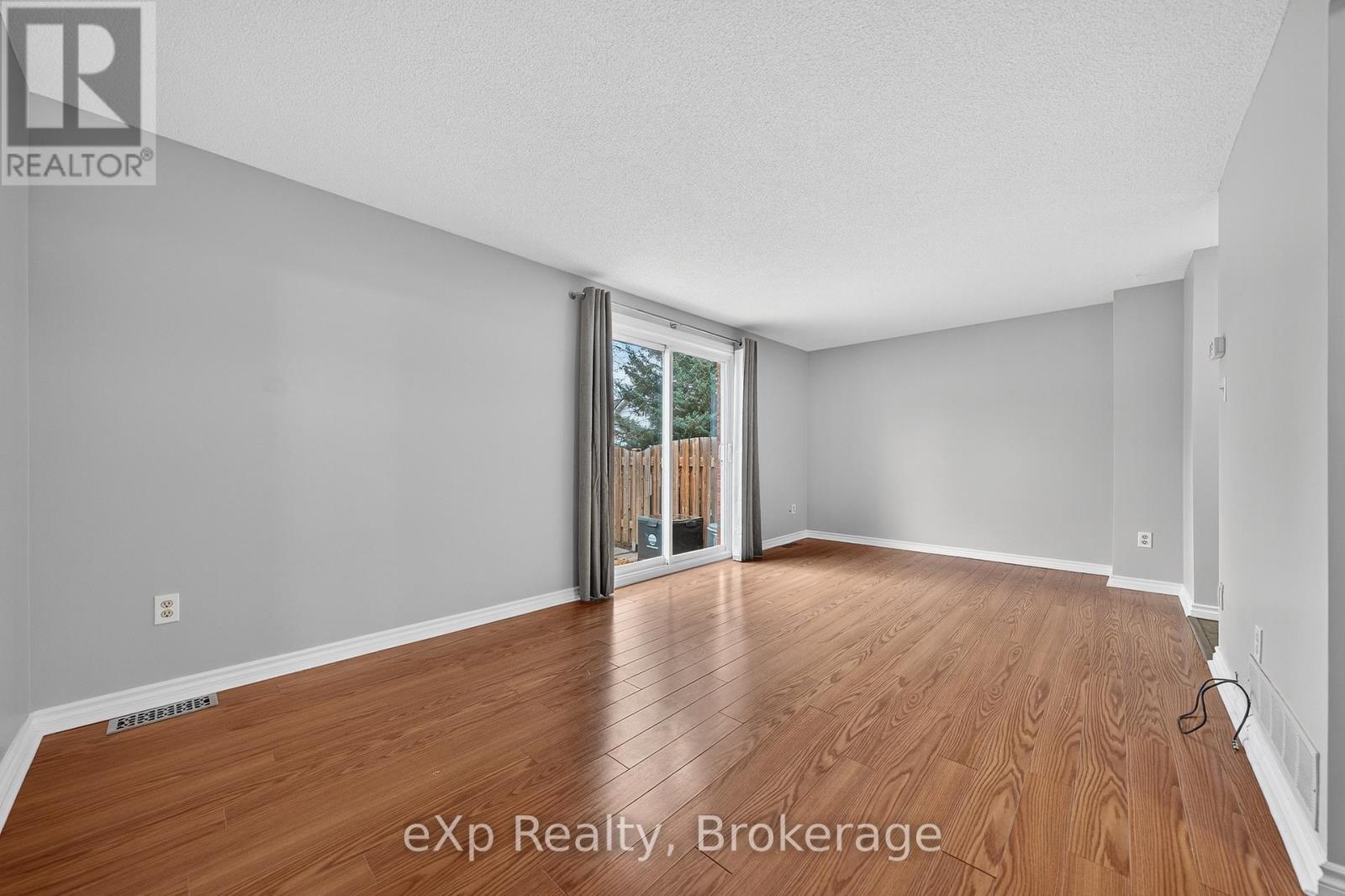 75 - 129 Victoria Road N, Guelph, Ontario N1E 6V4 - Photo 18 - X12566456