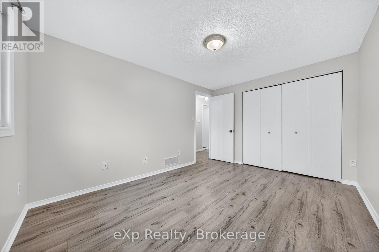 75 - 129 Victoria Road N, Guelph, Ontario N1E 6V4 - Photo 32 - X12566456