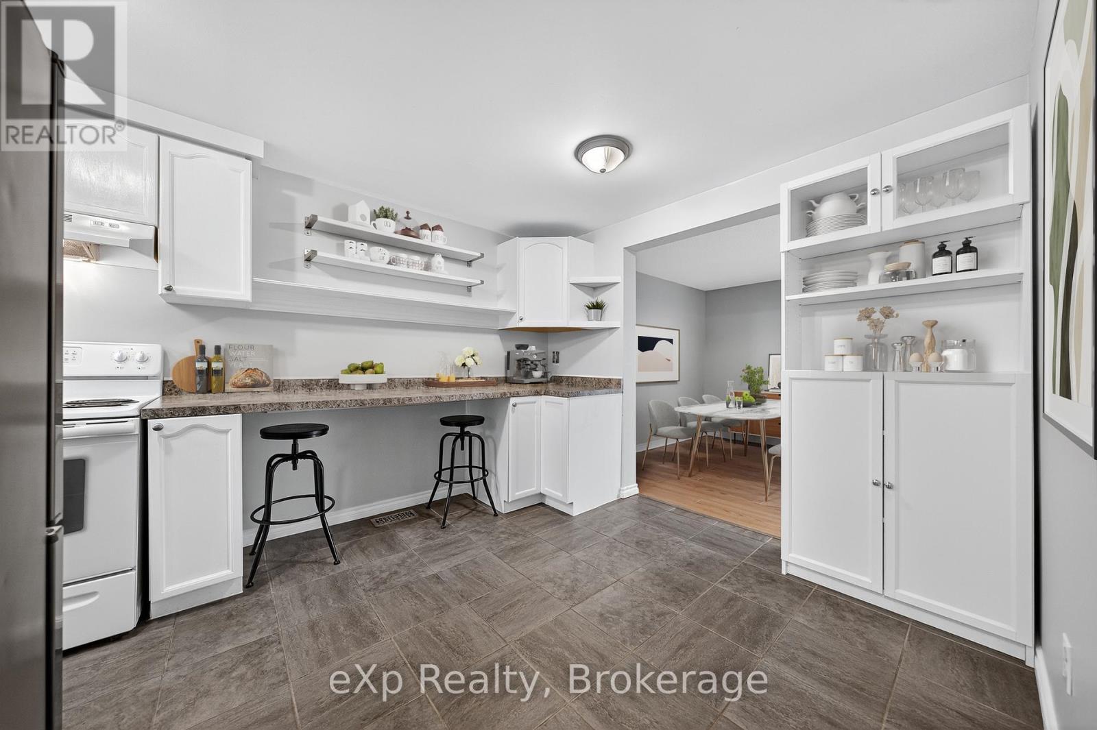 75 - 129 Victoria Road N, Guelph, Ontario N1E 6V4 - Photo 6 - X12566456