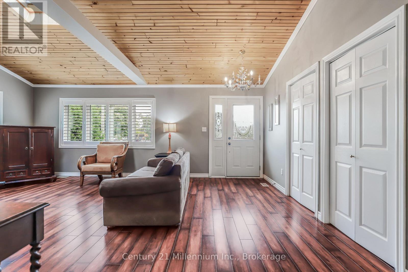 359 High Street, Saugeen Shores, Ontario  N0H 2L0 - Photo 12 - X12566464