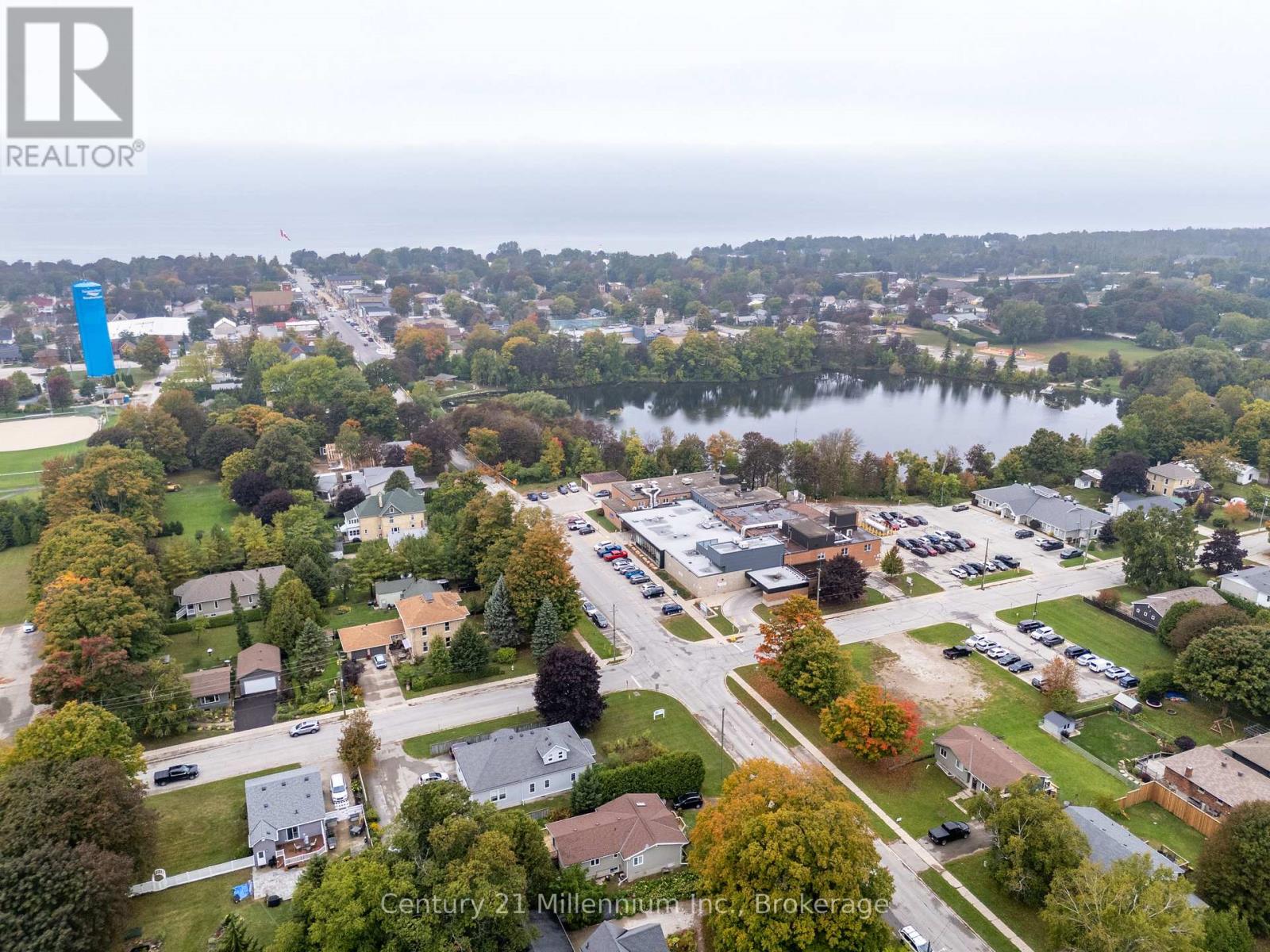 359 High Street, Saugeen Shores, Ontario  N0H 2L0 - Photo 25 - X12566464