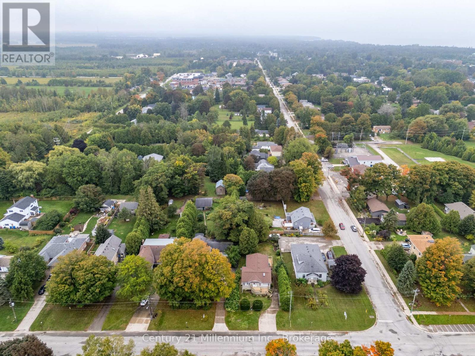 359 High Street, Saugeen Shores, Ontario  N0H 2L0 - Photo 3 - X12566464