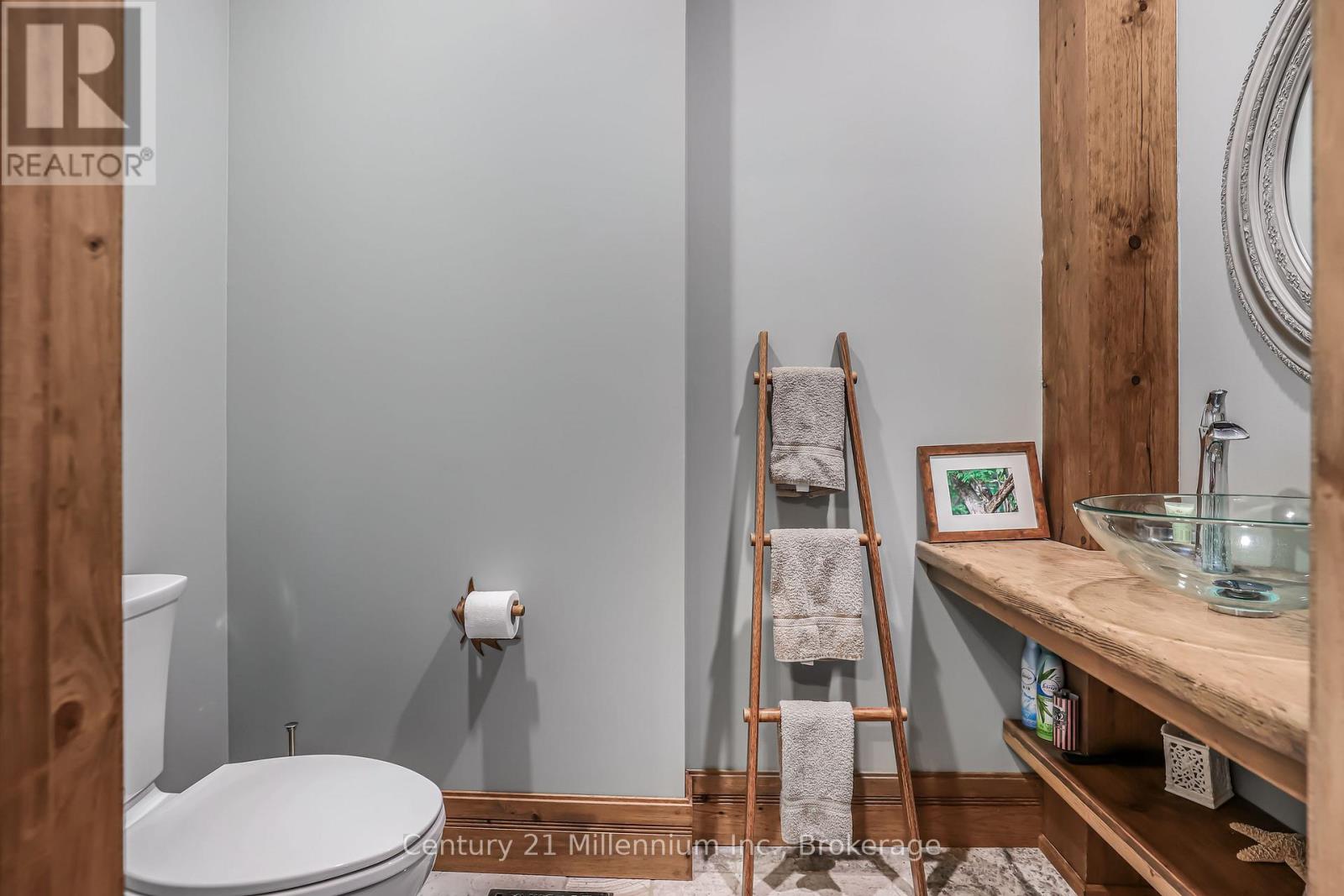 166 Clarendon Street, Saugeen Shores, Ontario N0H 2L0 - Photo 34 - X12566478