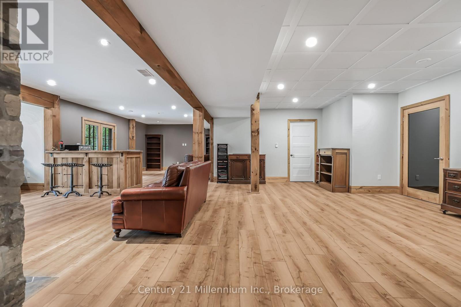 166 Clarendon Street, Saugeen Shores, Ontario N0H 2L0 - Photo 40 - X12566478