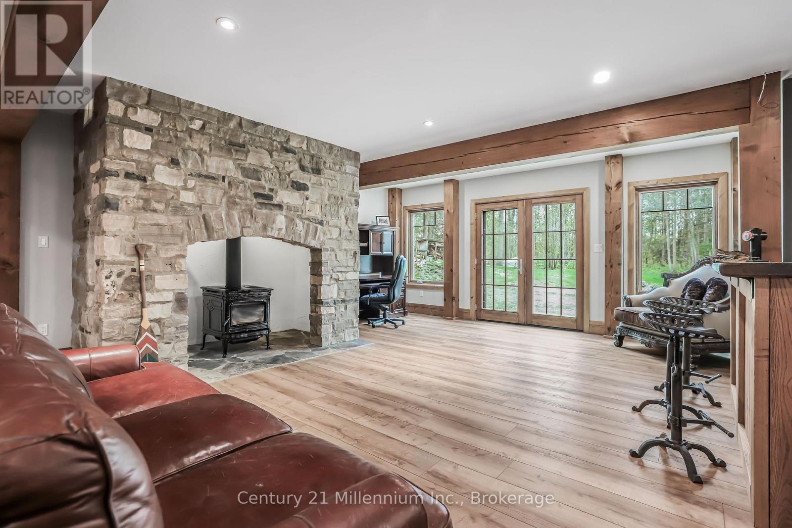 166 Clarendon Street, Saugeen Shores, Ontario N0H 2L0 - Photo 41 - X12566478