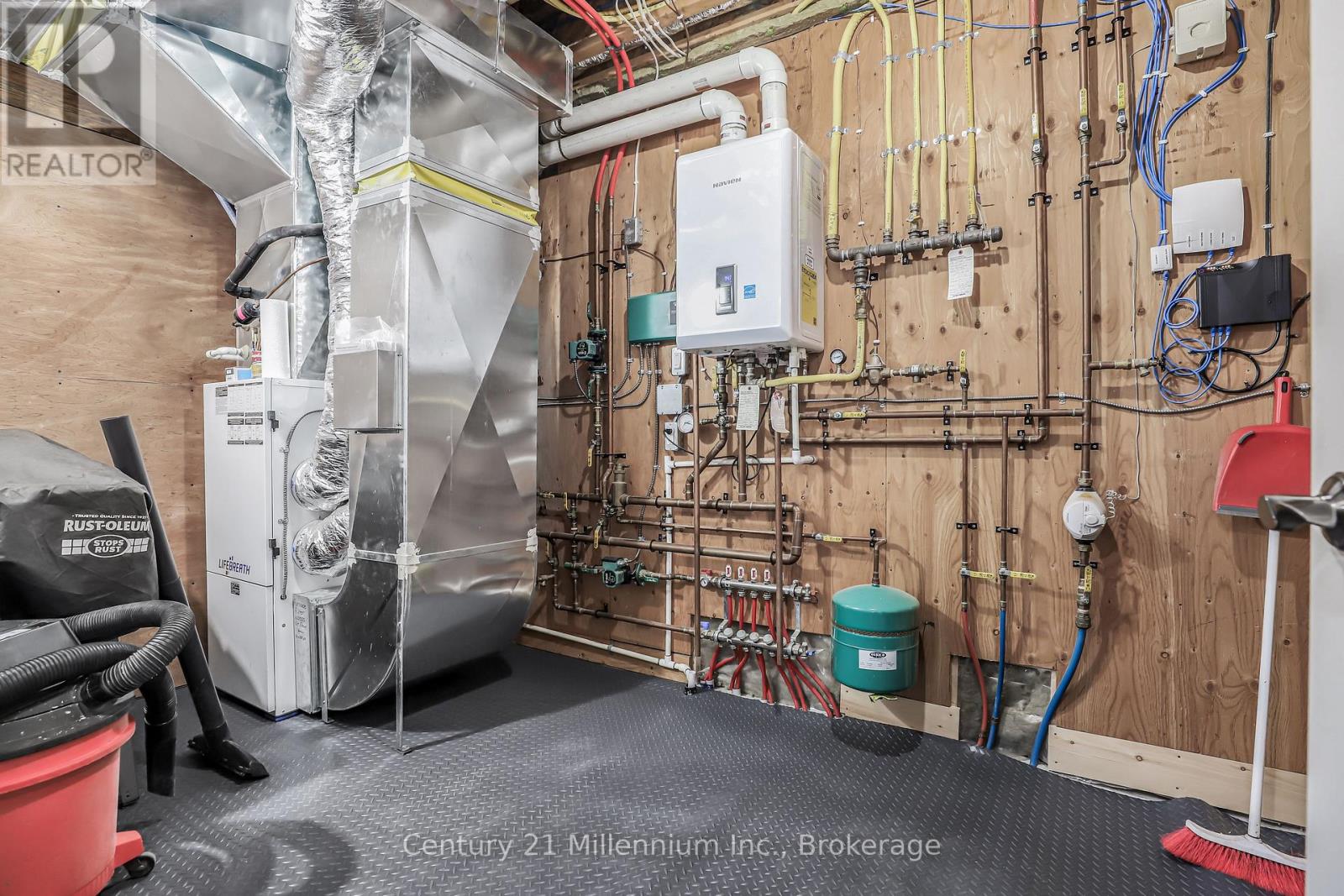 166 Clarendon Street, Saugeen Shores, Ontario N0H 2L0 - Photo 47 - X12566478