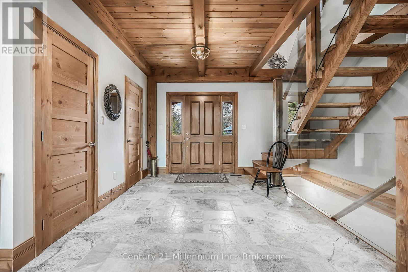 166 Clarendon Street, Saugeen Shores, Ontario N0H 2L0 - Photo 7 - X12566478