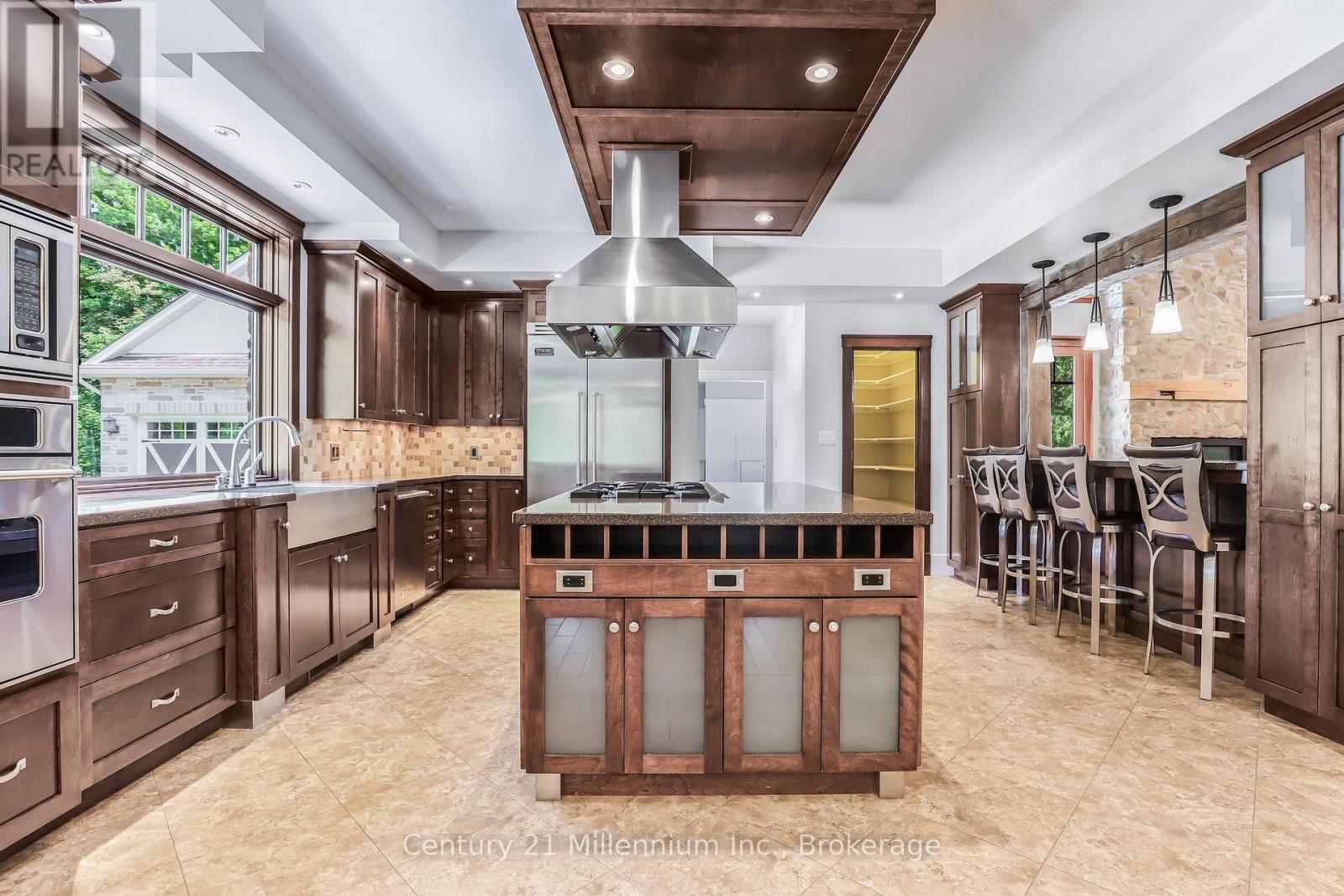 27 Carter Drive, Saugeen Shores, Ontario N0H 2C6 - Photo 12 - X12566598