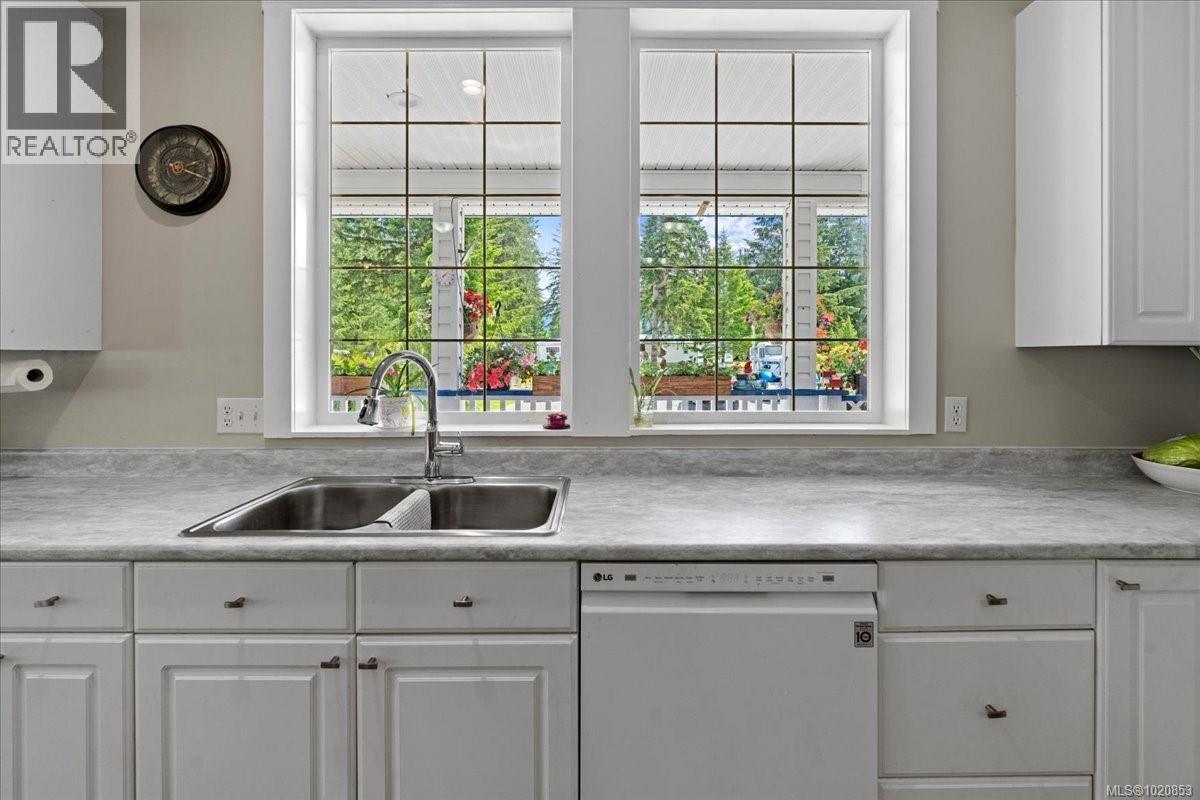 1546 Sayward Rd, Sayward, British Columbia  V0P 1R0 - Photo 44 - 1020853