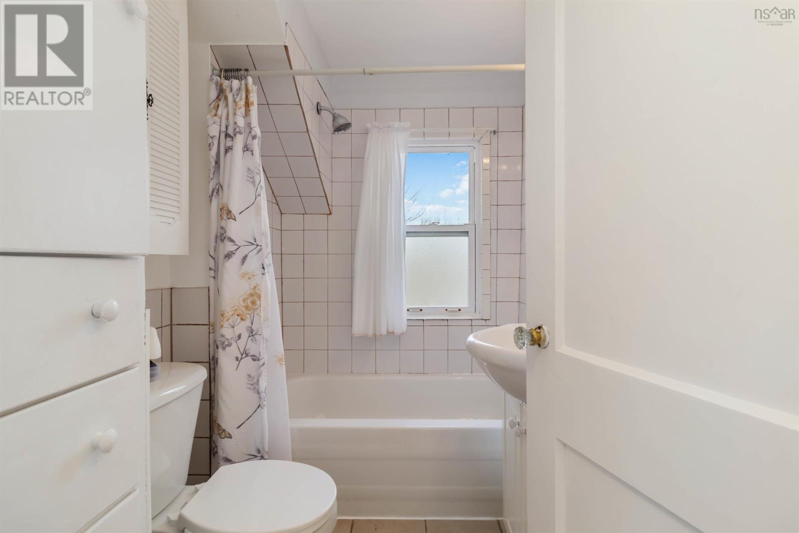 10 Bonaventure Drive, Halifax, Nova Scotia  B3M 2P8 - Photo 33 - 202528383