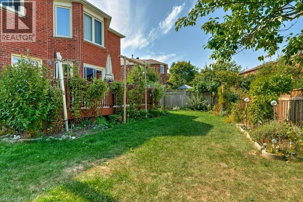 5255 Tagish Court, Mississauga, Ontario  L5R 2N6 - Photo 31 - 40789813