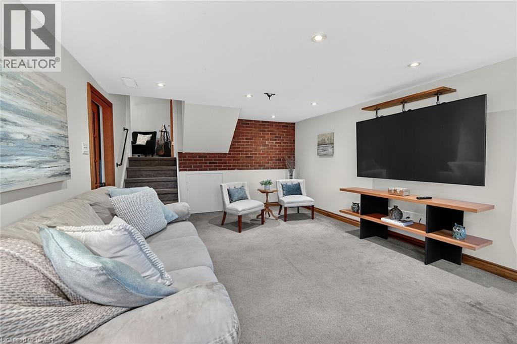 152 Ridge Road W, Grimsby, Ontario  L3M 4E7 - Photo 35 - 40789767