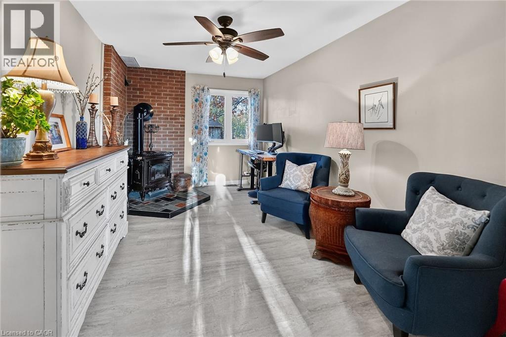 152 Ridge Road W, Grimsby, Ontario  L3M 4E7 - Photo 8 - 40789767