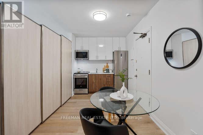 3 - 134 Carlton Street, Toronto, Ontario  M5A 2K1 - Photo 14 - C12566400