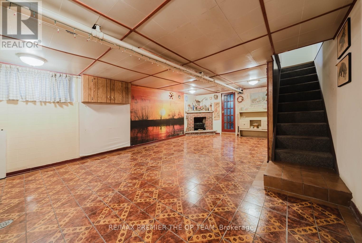 18 Greyton Crescent, Toronto, Ontario  M6E 2G2 - Photo 24 - C12566488