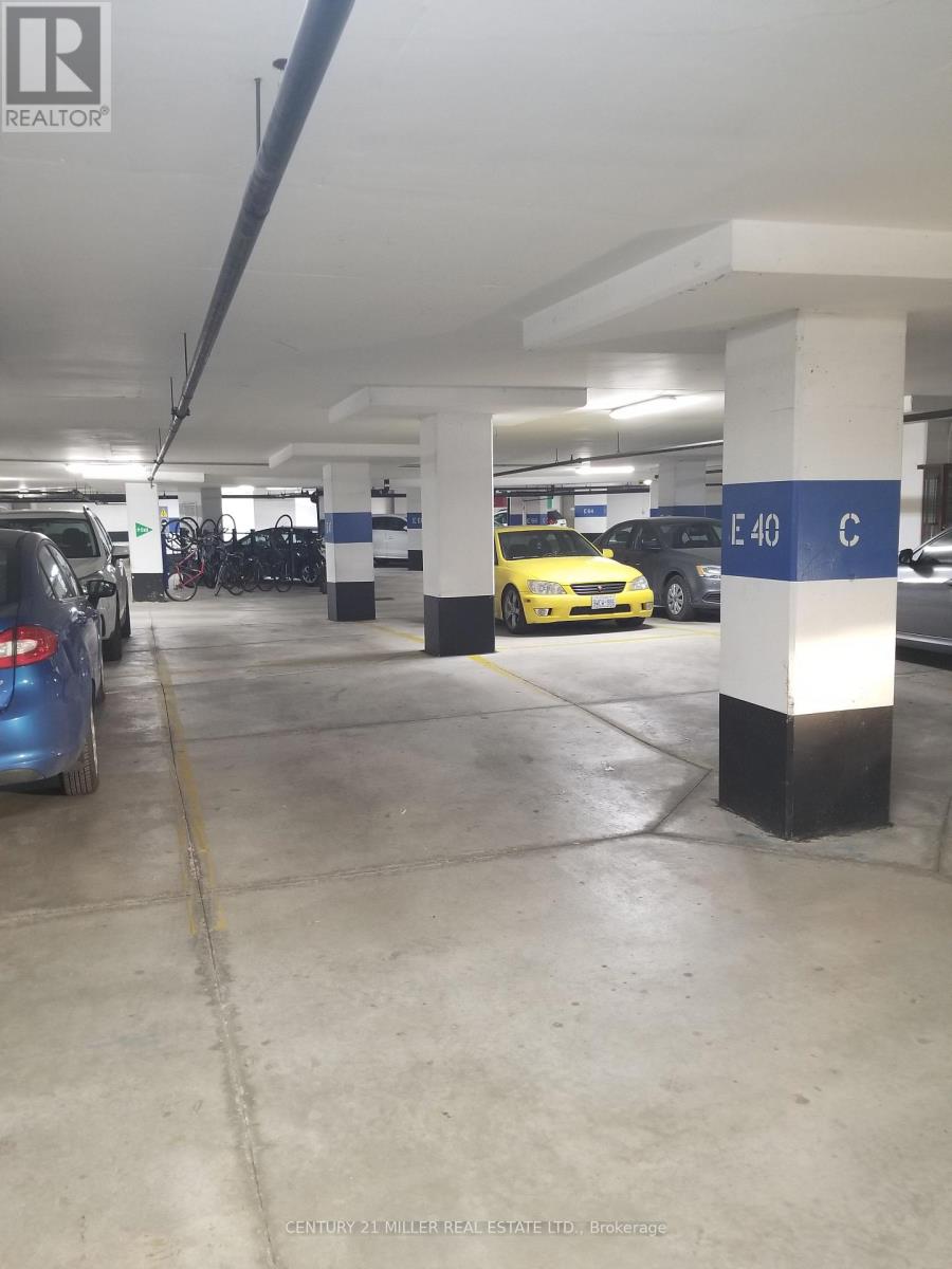 8 YORK STREET, Toronto, Ontario