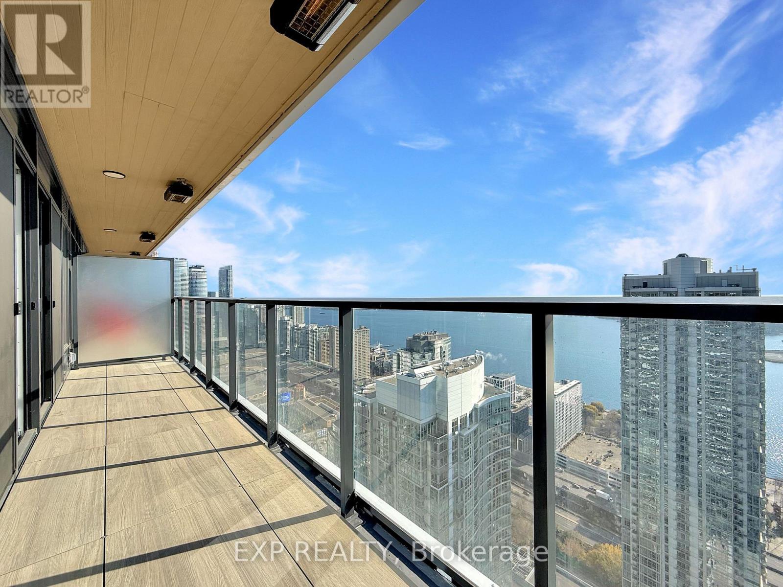 5211 - 3 Concord Cityplace Way, Toronto, Ontario  M5V 0X4 - Photo 15 - C12566634