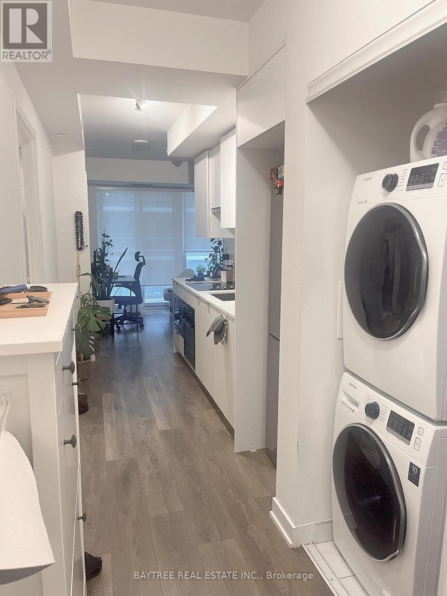 3205 - 99 Broadway Avenue, Toronto, Ontario  M4P 0E3 - Photo 5 - C12566648