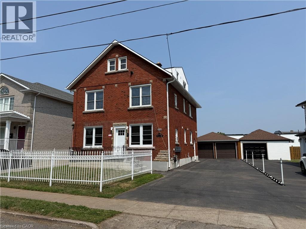 5957 Barker Street, Niagara Falls, Ontario  L2G 1Y5 - Photo 2 - 40761911